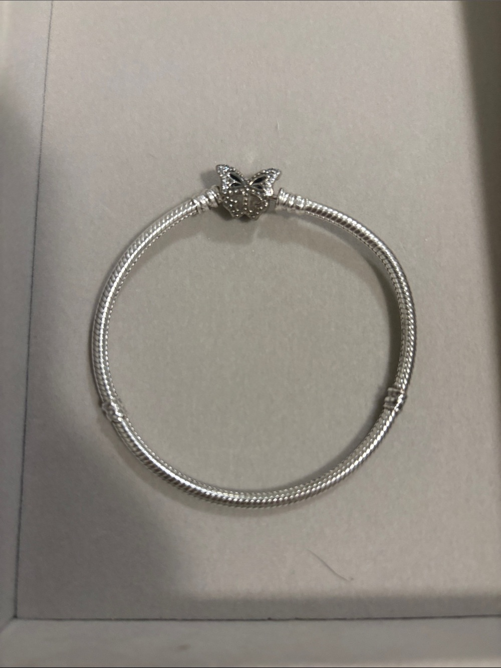 Sterling Silver Butterfly Charm Snake Chain Bracelet - Silver pandora